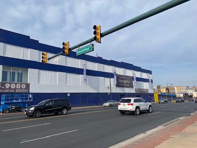 exterior commercial painter
